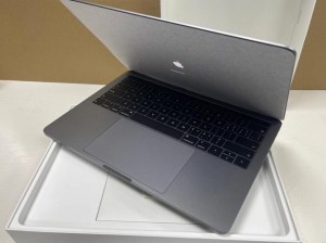 19 岁 macbookpro 免费，超值的苹果笔记本电脑等你来拿